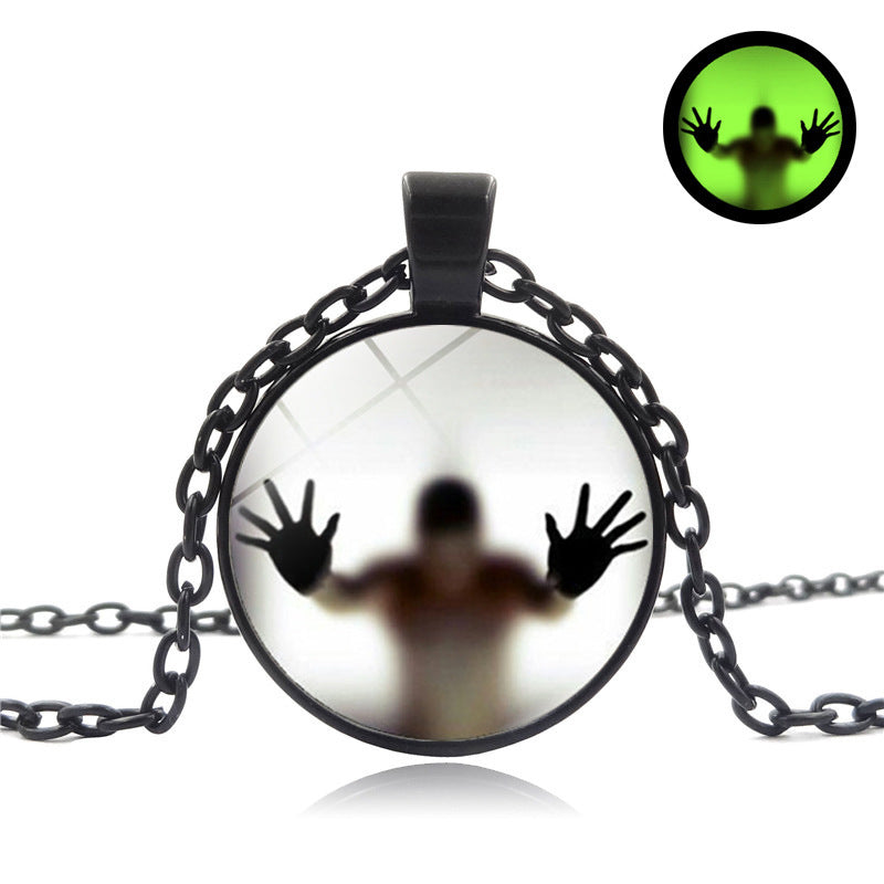 Round Luminous Necklace Halloween Personality Clavicle Pendant Vintage Sweater Chain Fashion Jewelry Accessories